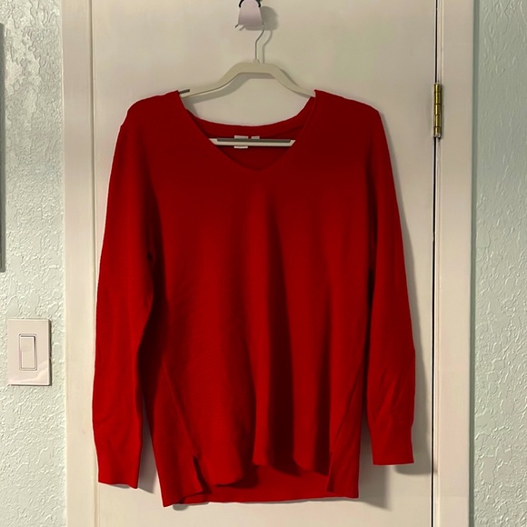 Red Gap Sweater - Picture 1 of 1
